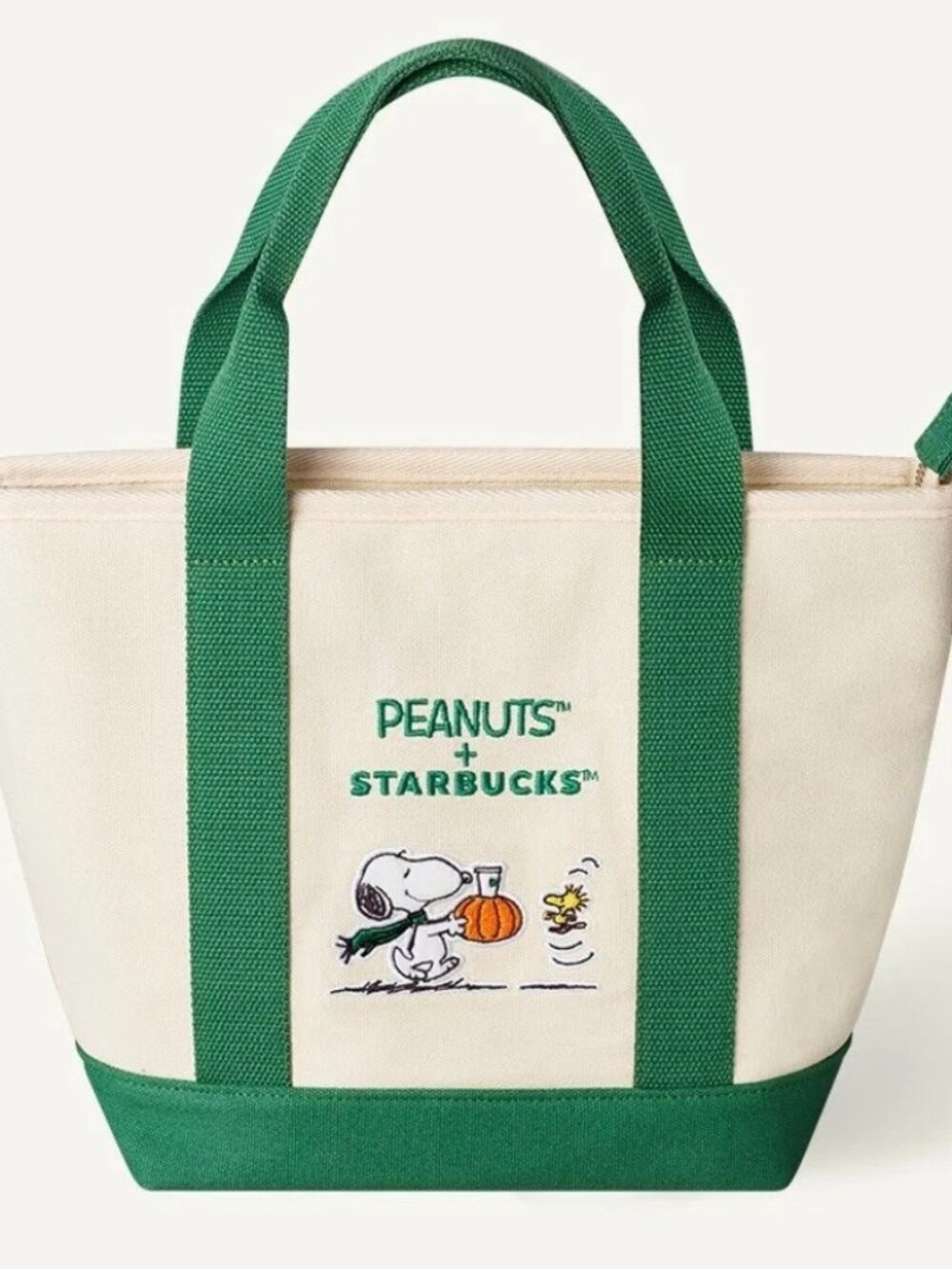 NEW 2026 Starbucks Peanuts Snoopy Tote Bag Fall Limited Edition